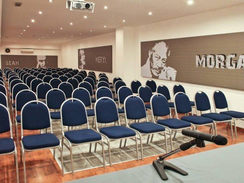 Hotel Studios Cologno Monzese Esterno foto