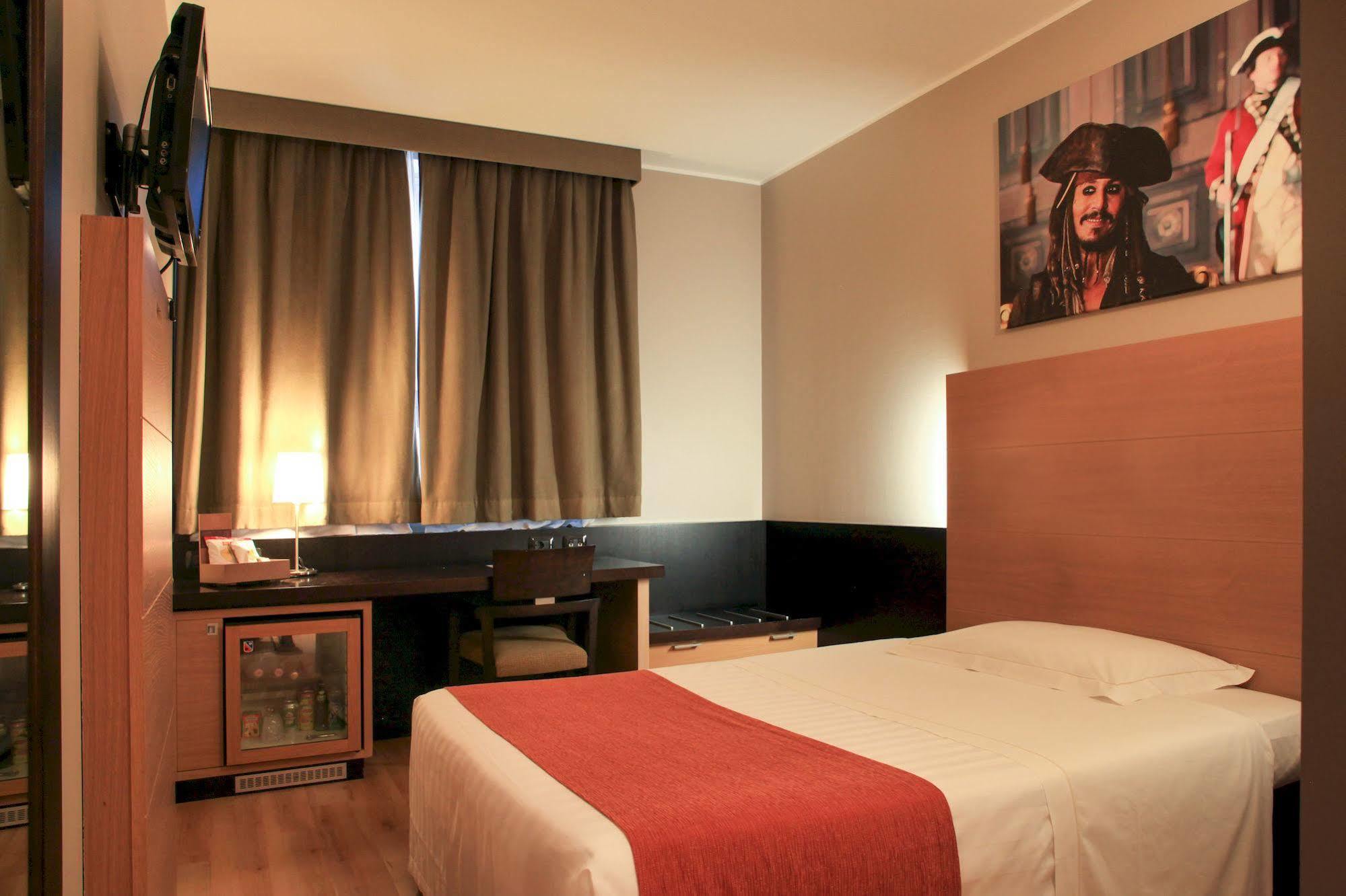 Hotel Studios Cologno Monzese Esterno foto