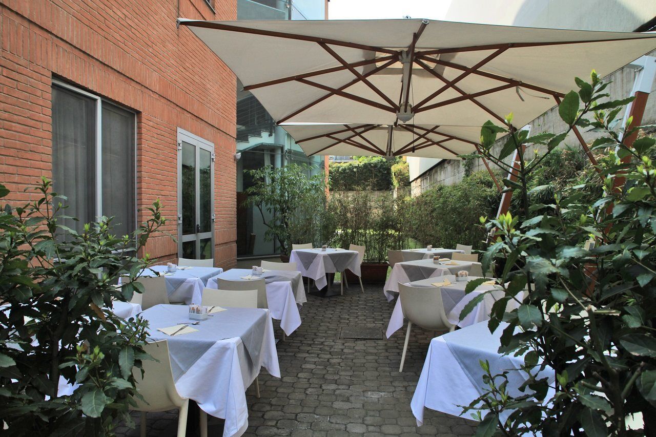 Hotel Studios Cologno Monzese Esterno foto